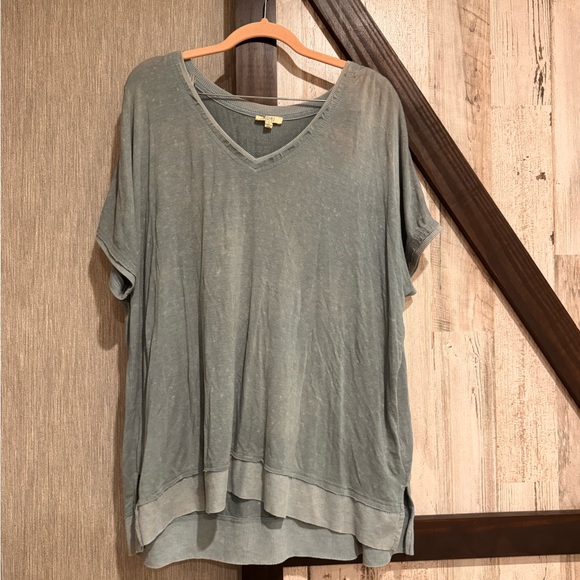 Kori Tops - Kori V-Neck Short Sleeve Tee